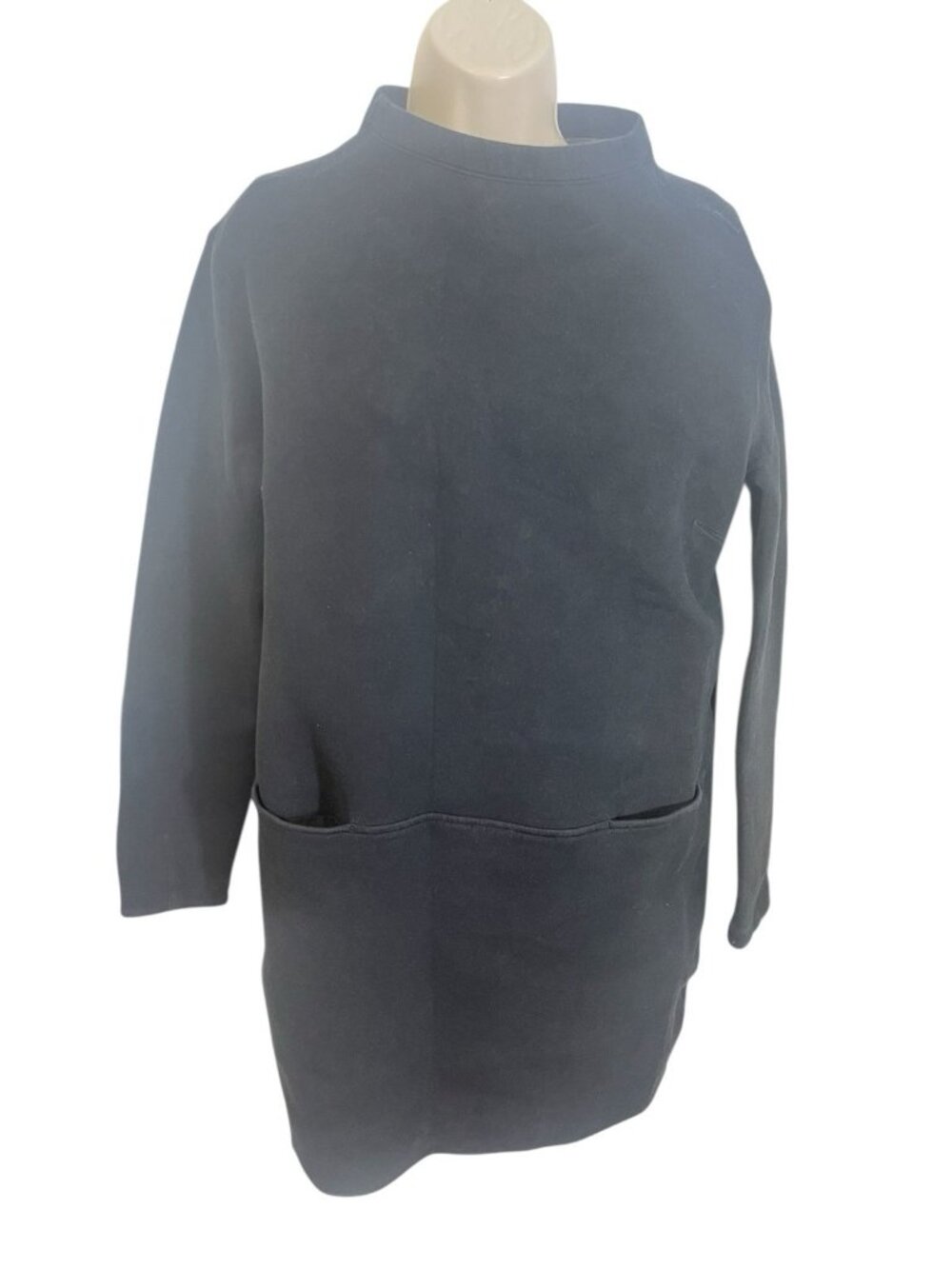LULULEMON Women's Size 8 Black Long Sleeve Dress with Pockets